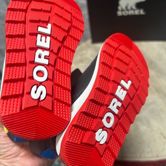 new SOREL Toddler Whitney 11 Strap WP Boys Winter boots Sz 6 - Picture 6 of 7